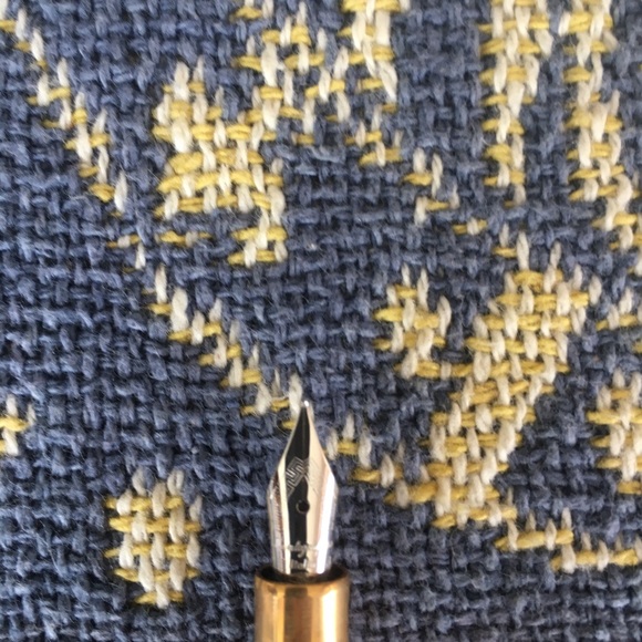 Montegrappa Piccola Fountain Pen - Picture 3 of 7